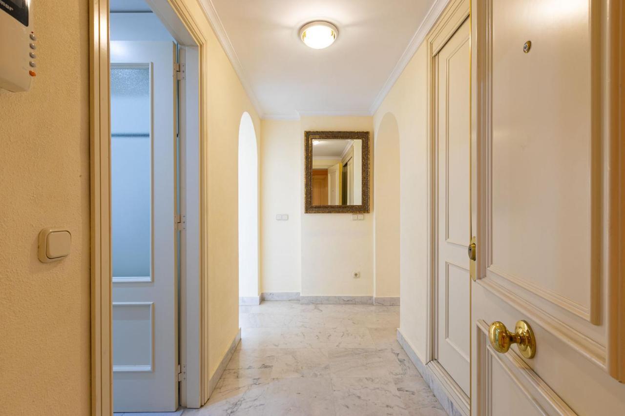 Ferienwohnung Puerto Banus, Marina Banus, 2Br, 2Bth, Pool, Parking, Marbella, 2H Exterior foto