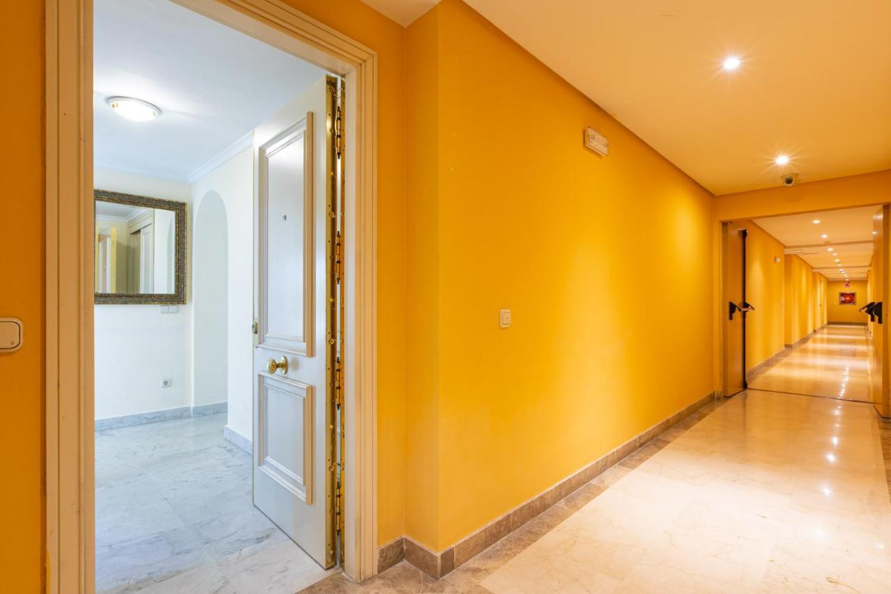 Ferienwohnung Puerto Banus, Marina Banus, 2Br, 2Bth, Pool, Parking, Marbella, 2H Exterior foto